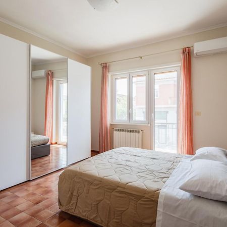 Casa Brando Lejlighed Santa Maria delle Mole Eksteriør billede